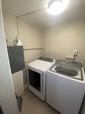 Interior - Spacious 2BR Home Near Downtown & Fountain Square (Indianapolis)
