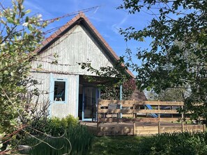 Chalet, Garden View | Exterior - Le Pré Marin (Sotteville-sur-Mer)