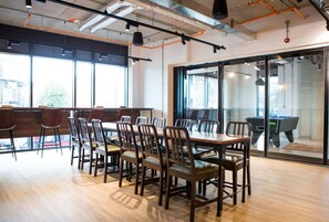 Dining - Students Only, Bronze Studio Upper Level Highbury Residence II (Greater London)