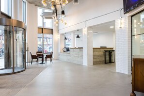 Lobby - Student Only Modern Studio at White City Near Notting Hill Gate (Greater London)