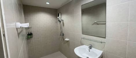 Condo, 1 Bedroom | Bathroom