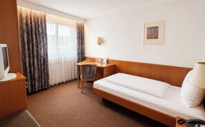 Single Room - DORMERO Hotel Crailsheim (Crailsheim)