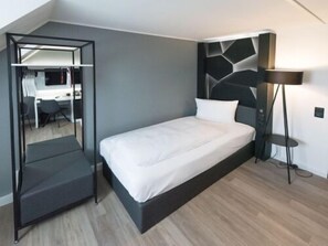 Single Room | Free minibar - DORMERO Hotel Crailsheim (Crailsheim)