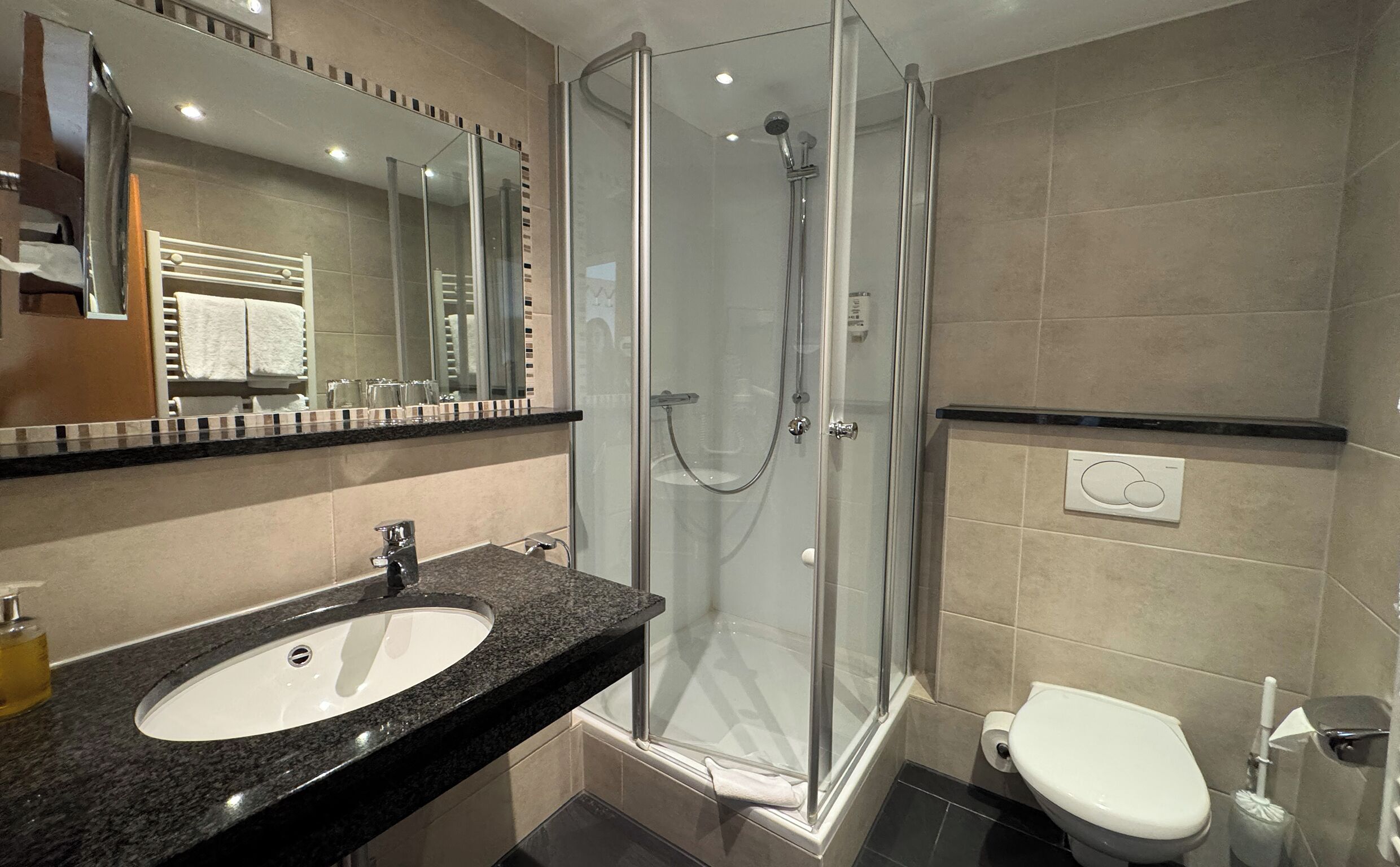 Single Room | Bathroom | Shower, hair dryer, towels, soap