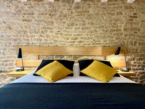 1 chambre, fer et planche à repasser, Wi-Fi gratuit, draps fournis