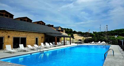 Nxt to Indoor/Outdoor Pools-PoolTable-All Ensuites