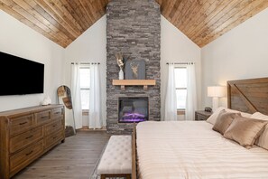 5 bedrooms, iron/ironing board, travel crib, free WiFi