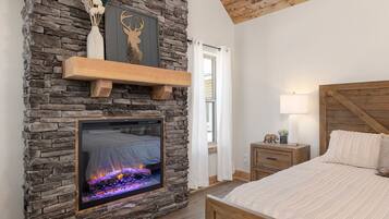 5 soverom, strykejern/-brett, reiseseng for barn og wi-fi (inkludert)