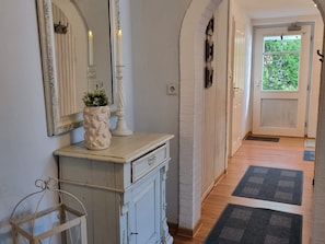 Interior - Schaumkrone vacation apartment in Burhave - comfort with terrace near the North Sea beach (Burhave)