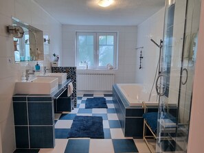 Hair dryer - Schaumkrone vacation apartment in Burhave - comfort with terrace near the North Sea beach (Burhave)
