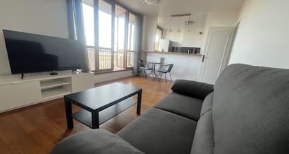 Ă deux pas du moyens de transport ,appartement spacieux pour les familles