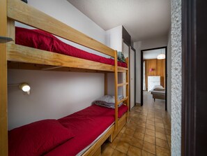 2 makuuhuonetta, ilmainen Wi-Fi