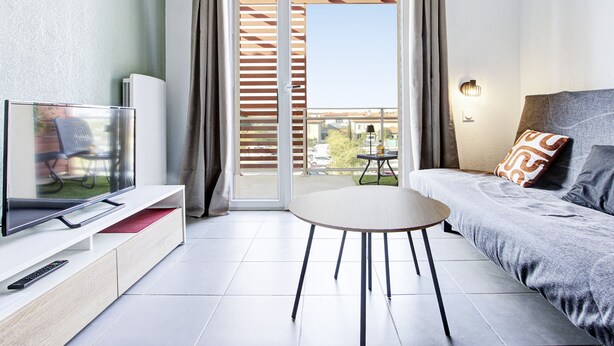 Living area - Very bright flat with a balcony and swimming pool (Argeles sur Mer)