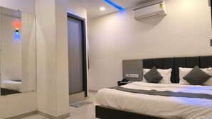 Unclassified image, 5 of 27, button - HOTEL SELFIE INN (Ahmedabad)