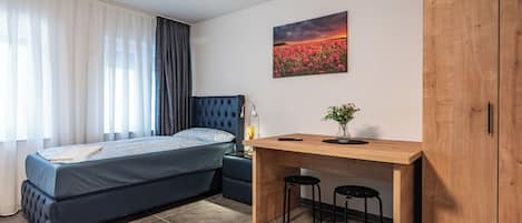 Firemannsrom – comfort | Skrivebord og wi-fi (inkludert)