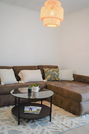 TV - Holiday Apartment Im Alten Feld (Schmallenberg)