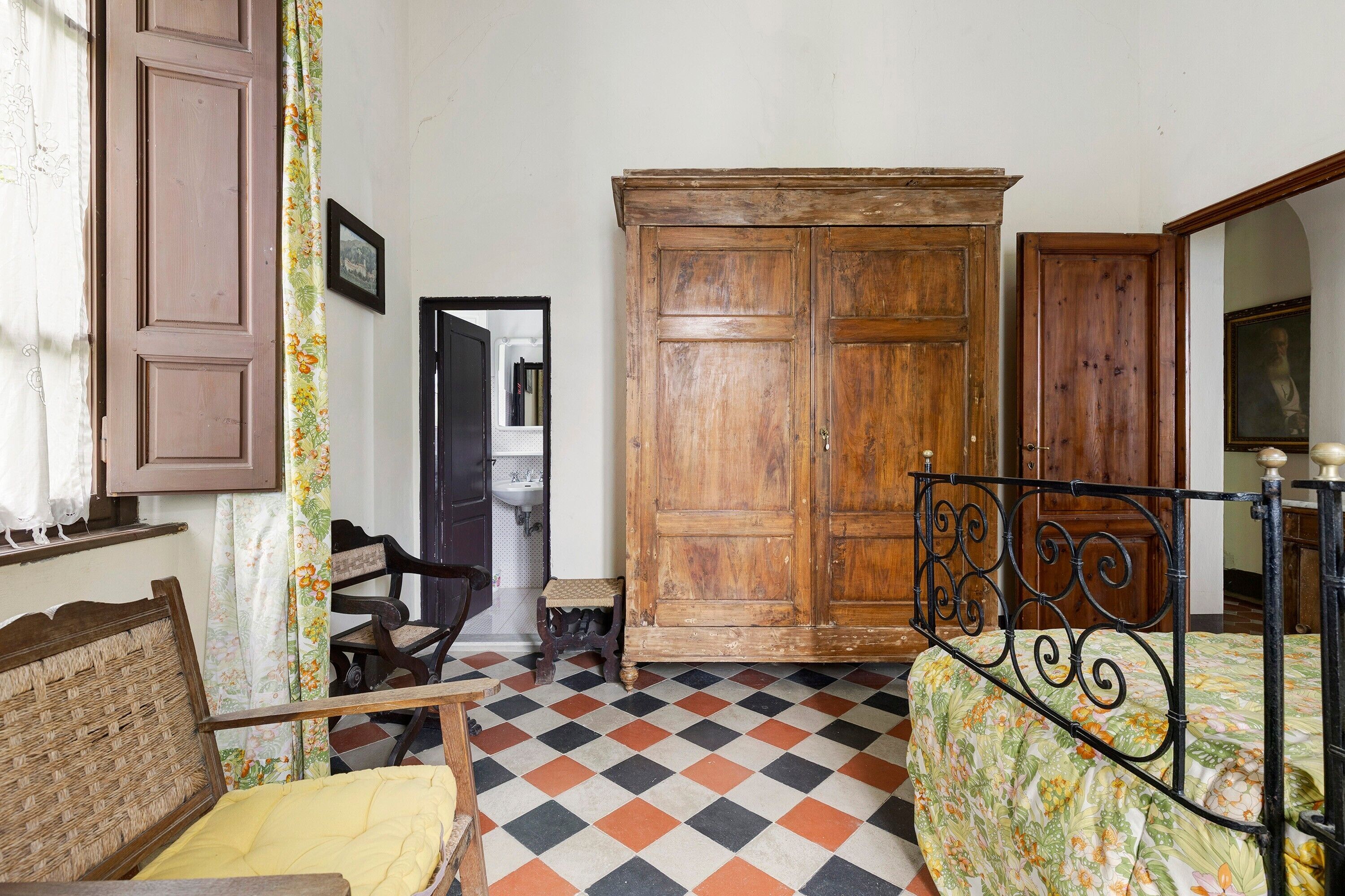 5 Schlafzimmer, Bügeleisen/Bügelbrett, WLAN, Bettwäsche
