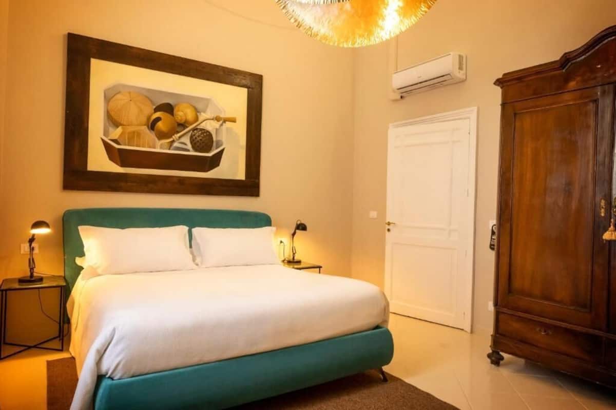 Habitación Deluxe doble, vistas a la ciudad | Caja fuerte y wifi gratis