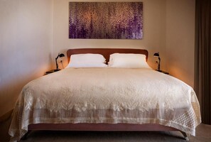 Habitación Deluxe doble, vistas a la ciudad | Caja fuerte y wifi gratis