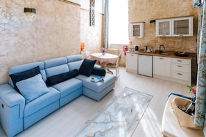 Living area - Raissa luxury suite near Bordeaux and A10 heated pool, garden, ideal for couples (Saint-Gervais)