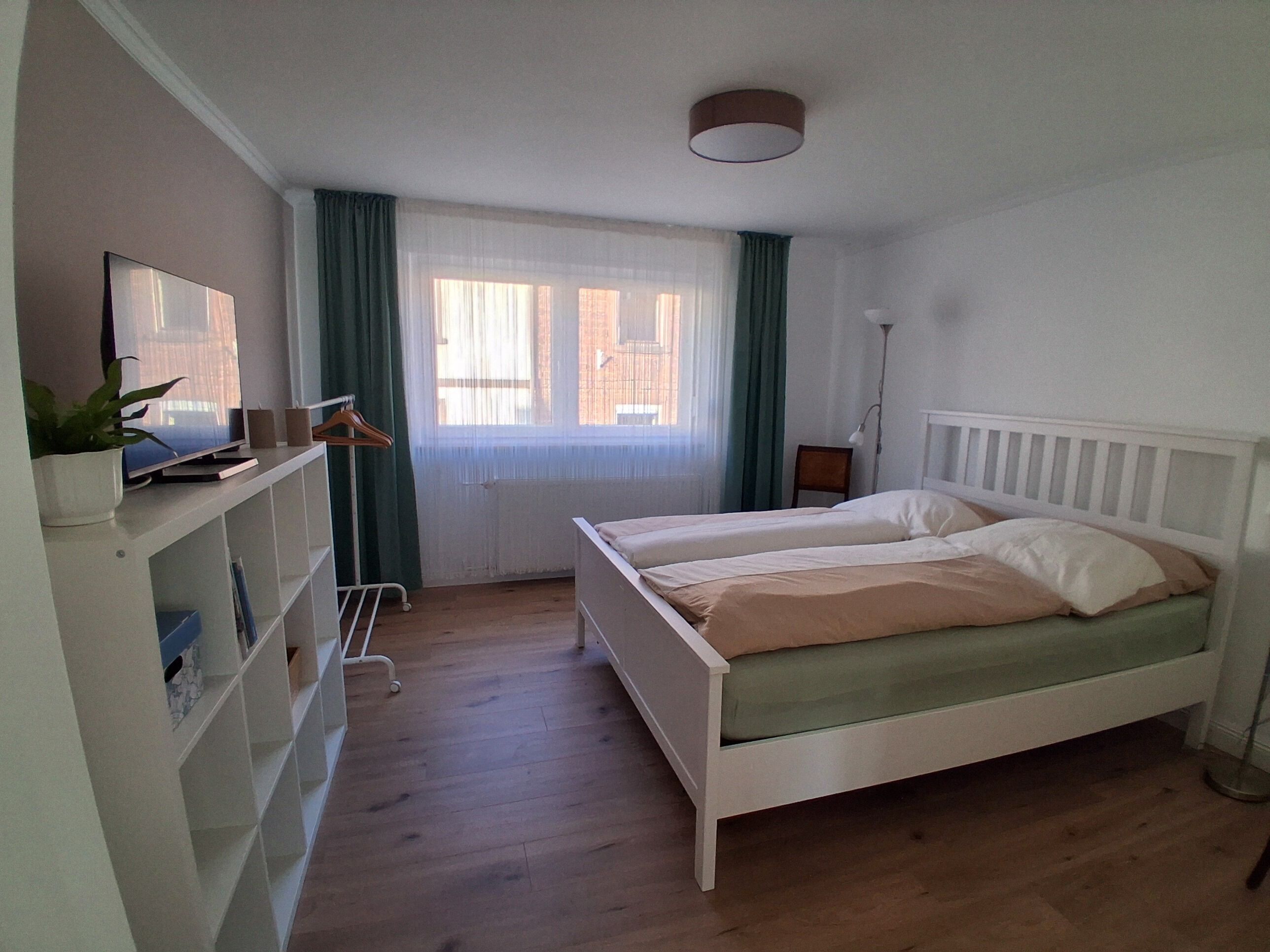 4 chambres, fer et planche à repasser, Wi-Fi gratuit, draps fournis