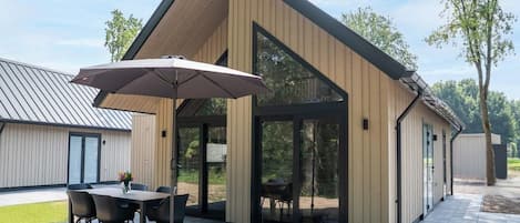 Maison | Restauration en plein air