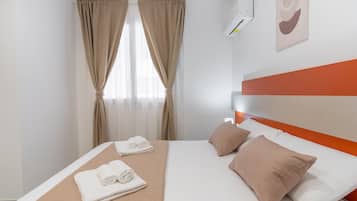 1 habitación, wifi y ropa de cama