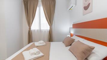 1 bedroom, WiFi, bed sheets