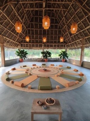 Banquet hall - sree veda wellness resort (Bommayapalayam)
