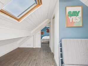 3 bedrooms, iron/ironing board, free WiFi - 800m from beach, house w/ terrace for 6 (Le Pouliguen)