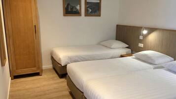 1 sovrum, wi-fi och sÀngklÀder