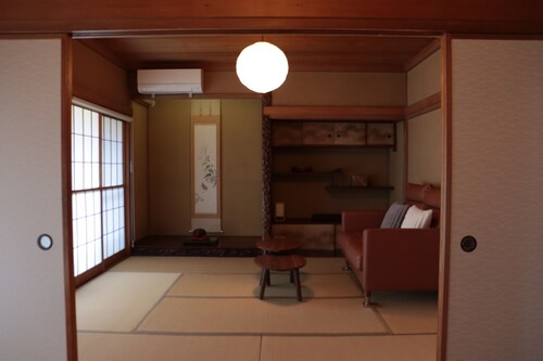 Hakone-Yumoto "Ama-Terrace": Rental of one building, max. 8 guests, 3 free parking spaces