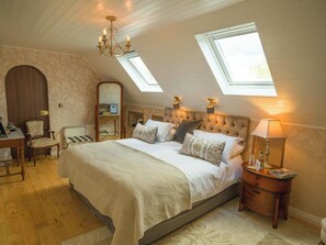 Iron/ironing board - Ivy Cottage Killarney National Park (Killarney)