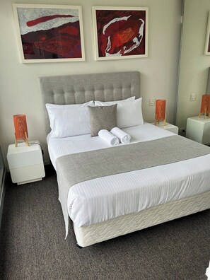 2 slaapkamers, een strijkplank/strijkijzer, wifi, beddengoed