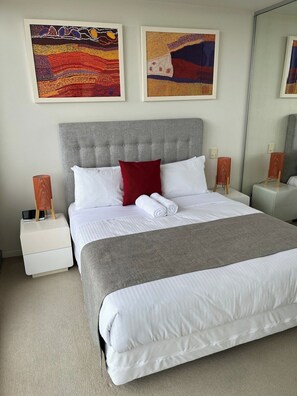 Room - Tasha's Apartments in Walkerville (Walkerville)