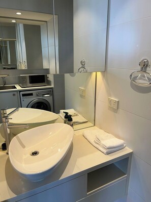 Bathroom - Tasha's Apartments in Walkerville (Walkerville)