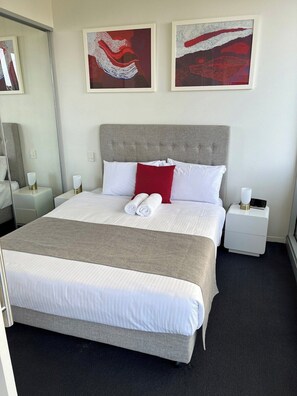 Room - Tasha's Apartments in Walkerville (Walkerville)