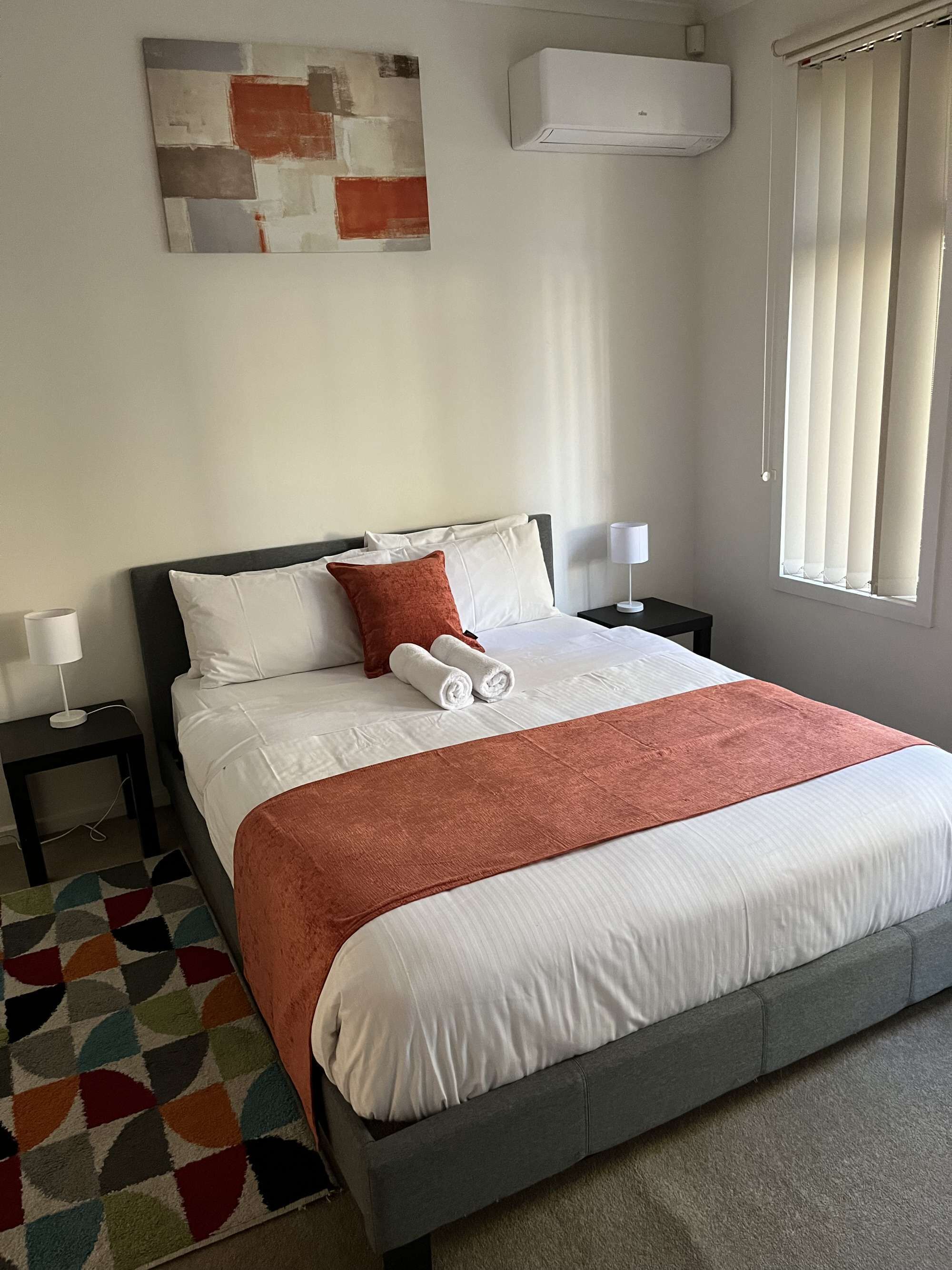 2 bedrooms, iron/ironing board, WiFi, bed sheets