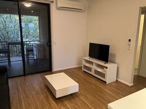 TV - Tasha's Apartments in Athol Park (Athol Park)