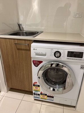 Interior - Tasha's Apartments on Morphett (Adelaide)