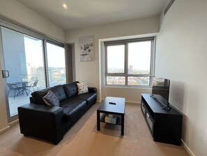 TV - Tasha's Apartments on Morphett (Adelaide)