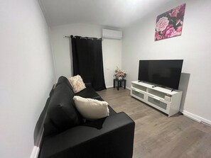TV - Tasha's Duplex on Muller (Greenacres)