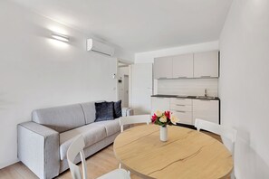 Deluxe Apartment, 2 Bedrooms | Living area - Bergamo Center - Apartments (Bergamo)