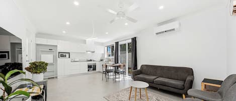 House | 2 bedrooms, Internet