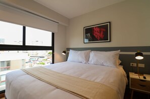 Room - w Luminous 2BR w Balcony in Miraflores (Lima)