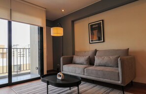 House - w Luminous 2BR w Balcony in Miraflores (Lima)