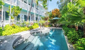 Room - Under the Palms - Relaxing Condo Shared Pool Parking (Key West)