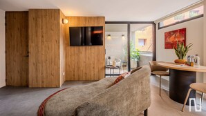 Apartment, Raucher | 4 Schlafzimmer, Internetzugang