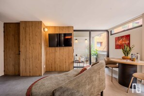 Apartamento, para fumantes | 4 quartos, acesso à internet de alta velocidade