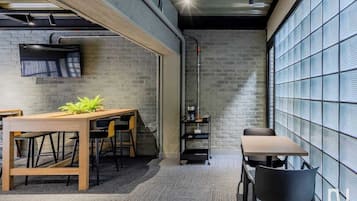 Apartment, Smoking | 1 bedroom, Internet